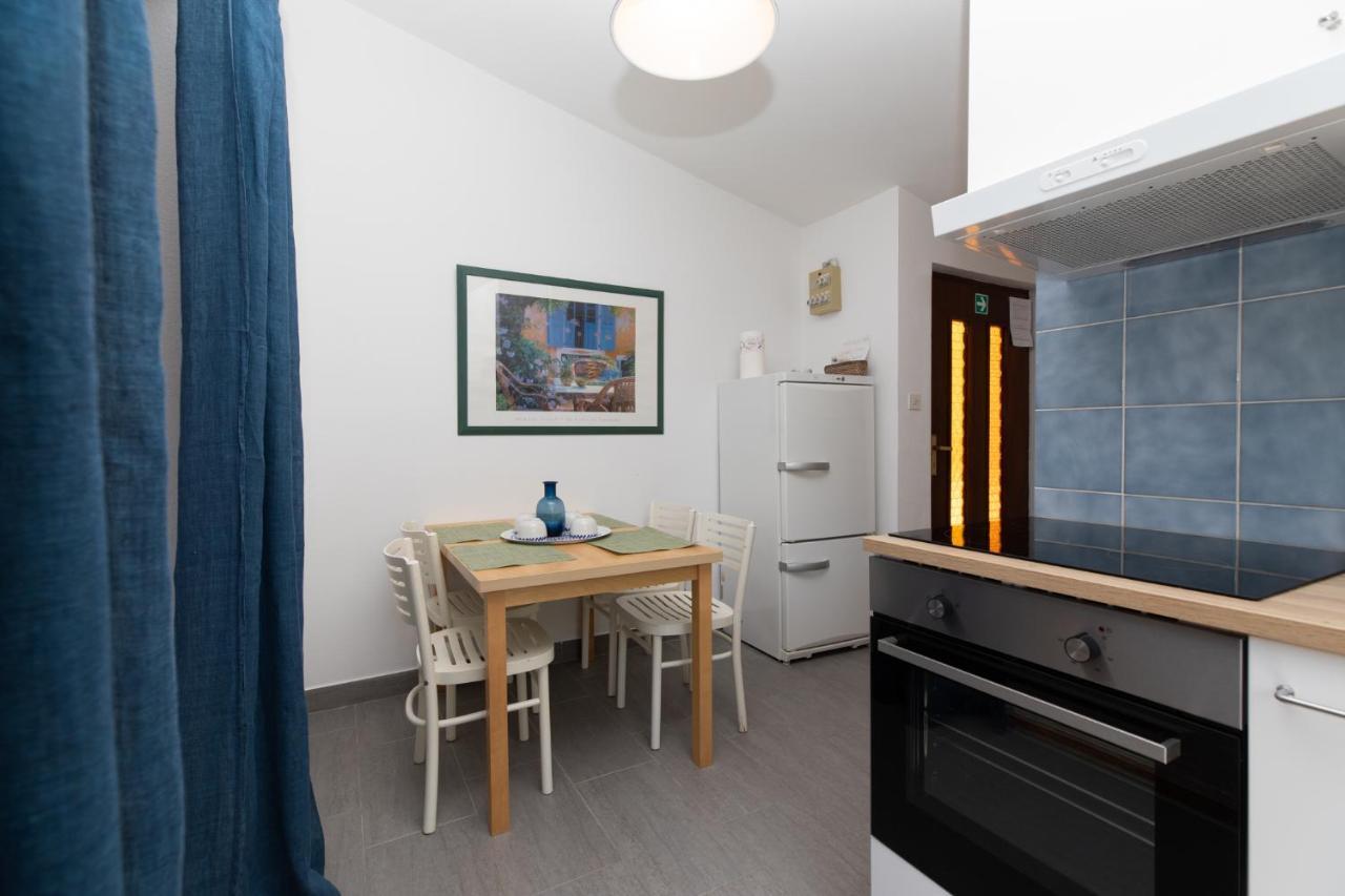 Apartments Apartmani Pintar Mimice Zewnętrze zdjęcie